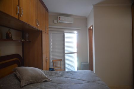 Casa à venda com 181m², 3 quartos e 4 vagasSuíte 1