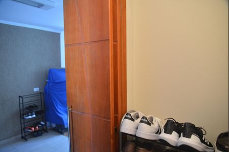 Casa à venda com 181m², 3 quartos e 4 vagasBanheiro de serviço