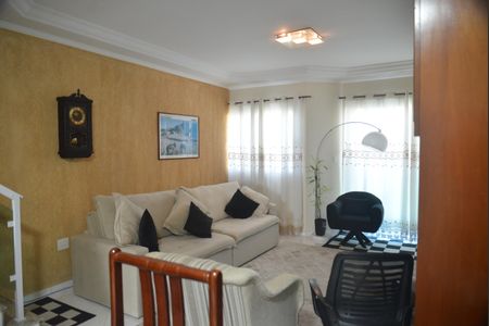 Casa à venda com 181m², 3 quartos e 4 vagasSala