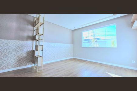 Casa à venda com 450m², 4 quartos e 4 vagas Casa à venda com 450m², 4 quartos e 4 vagasSuíte 2