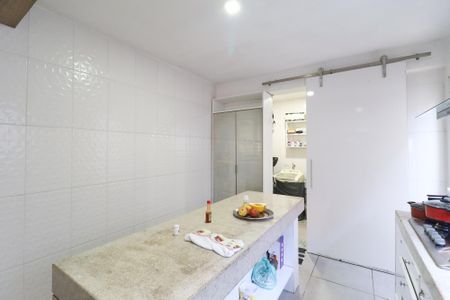 Casa à venda com 220m², 3 quartos e 2 vagasCozinha