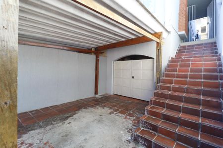Casa à venda com 220m², 3 quartos e 2 vagasGaragem