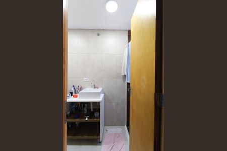 Casa à venda com 220m², 3 quartos e 2 vagasBanheiro Suíte 1