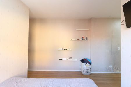 Casa à venda com 220m², 3 quartos e 2 vagasSuíte 2