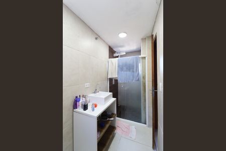 Casa à venda com 220m², 3 quartos e 2 vagasBanheiro Suíte 1