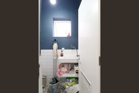 Casa à venda com 220m², 3 quartos e 2 vagasBanheiro de serviço