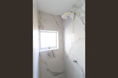 Casa à venda com 220m², 3 quartos e 2 vagasBanheiro Suíte 2