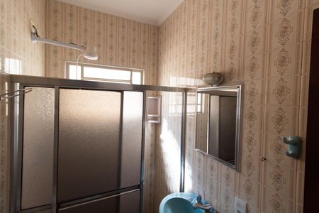 Casa à venda com 170m², 3 quartos e 4 vagasBanheiro Social