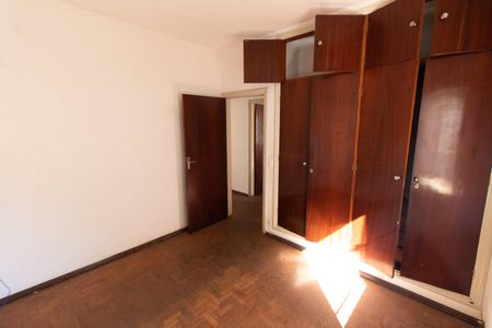 Casa à venda com 170m², 3 quartos e 4 vagasQuarto 2