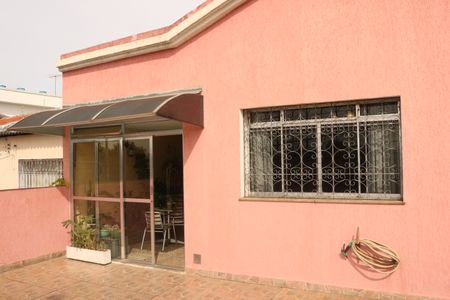 Casa à venda com 179m², 2 quartos e 2 vagasTerraço