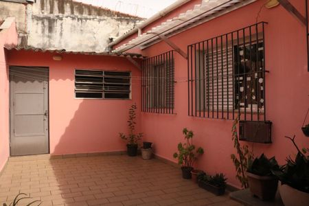 Casa à venda com 179m², 2 quartos e 2 vagasQuintal