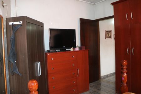 Casa à venda com 179m², 2 quartos e 2 vagasQuarto 1