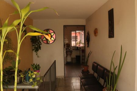 Casa à venda com 179m², 2 quartos e 2 vagasHall de entrada