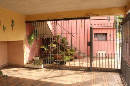 Casa à venda com 179m², 2 quartos e 2 vagasGaragem