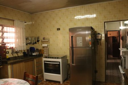 Casa à venda com 179m², 2 quartos e 2 vagasCozinha