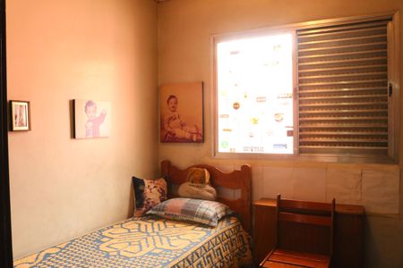 Casa à venda com 179m², 2 quartos e 2 vagasQuarto 2