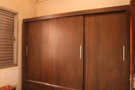 Casa à venda com 179m², 2 quartos e 2 vagasQuarto 2