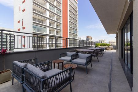 Apartamento para alugar com 30m², 1 quarto e sem vaga Apartamento para alugar com 30m², 1 quarto e sem vagaÁrea comum - Salão de festas (Externo)