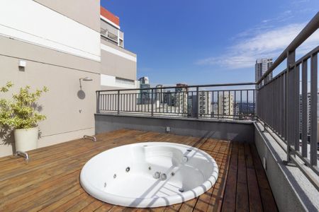 Apartamento para alugar com 30m², 1 quarto e sem vaga Apartamento para alugar com 30m², 1 quarto e sem vagaÁrea comum - Banheira