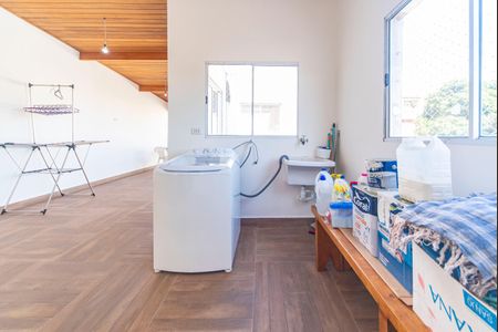 Apartamento à venda com 120m², 2 quartos e 2 vagas Apartamento à venda com 120m², 2 quartos e 2 vagasÁrea de Serviço