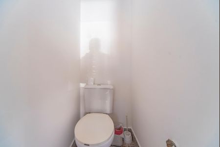 Apartamento à venda com 120m², 2 quartos e 2 vagas Apartamento à venda com 120m², 2 quartos e 2 vagasLavabo da Cobertura