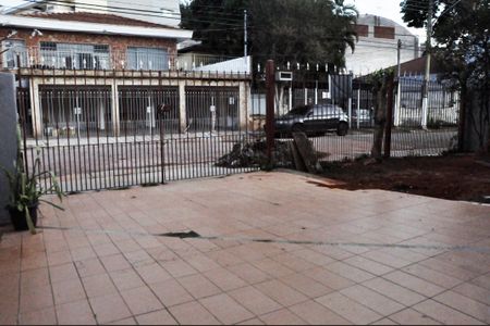 Casa à venda com 120m², 3 quartos e 3 vagas Casa à venda com 120m², 3 quartos e 3 vagasQuintal e Garagem