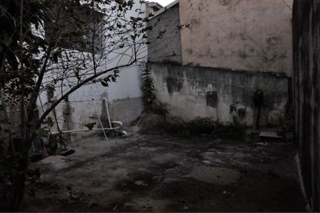 Casa à venda com 120m², 3 quartos e 3 vagas Casa à venda com 120m², 3 quartos e 3 vagasQuintal