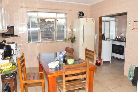 Casa à venda com 120m², 3 quartos e 3 vagas Casa à venda com 120m², 3 quartos e 3 vagasCozinha