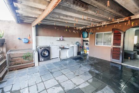 Apartamento para alugar com 220m², 4 quartos e 2 vagasÁrea de serviço