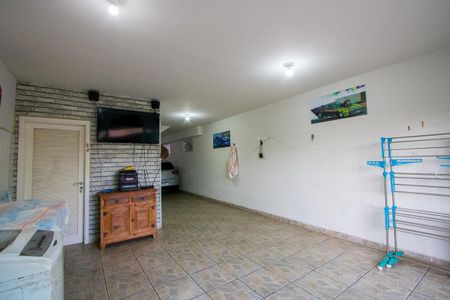 Casa à venda com 400m², 4 quartos e 6 vagasSalão