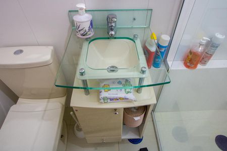 Casa à venda com 400m², 4 quartos e 6 vagasBanheiro Social