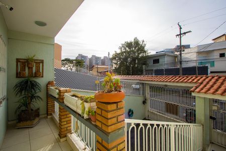 Casa à venda com 400m², 4 quartos e 6 vagasVaranda