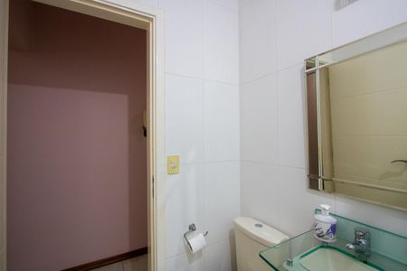 Casa à venda com 400m², 4 quartos e 6 vagasBanheiro Social