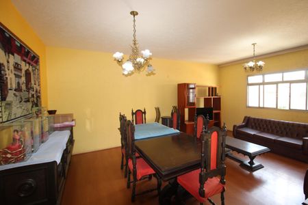 Apartamento à venda com 87m², 2 quartos e sem vagaSala