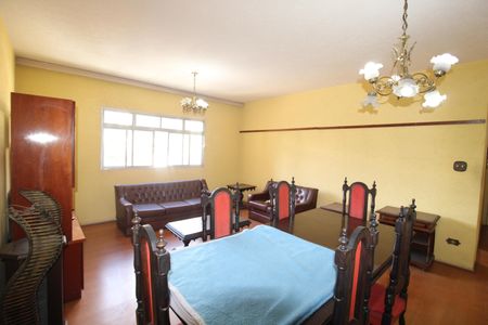 Apartamento à venda com 87m², 2 quartos e sem vagaSala