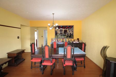 Apartamento à venda com 87m², 2 quartos e sem vagaSala