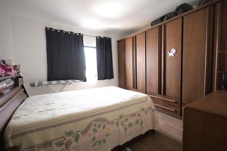 Casa à venda com 175m², 5 quartos e 2 vagas Casa à venda com 175m², 5 quartos e 2 vagasQuarto 2