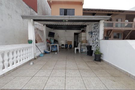Casa à venda com 175m², 5 quartos e 2 vagas Casa à venda com 175m², 5 quartos e 2 vagasQuintal