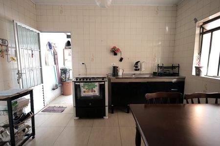 Casa à venda com 175m², 5 quartos e 2 vagas Casa à venda com 175m², 5 quartos e 2 vagasCozinha