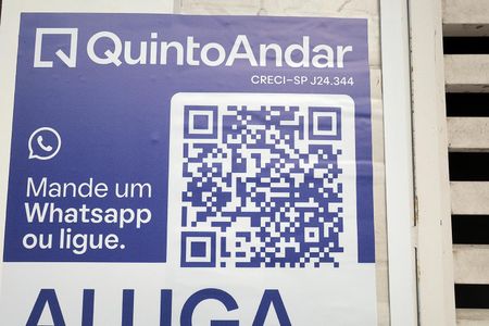 Casa à venda com 175m², 5 quartos e 2 vagas Casa à venda com 175m², 5 quartos e 2 vagasPlaca