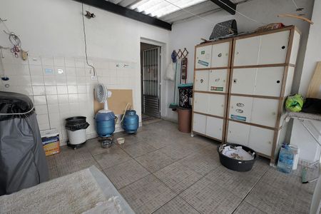 Casa à venda com 175m², 5 quartos e 2 vagas Casa à venda com 175m², 5 quartos e 2 vagasÁrea de Serviço