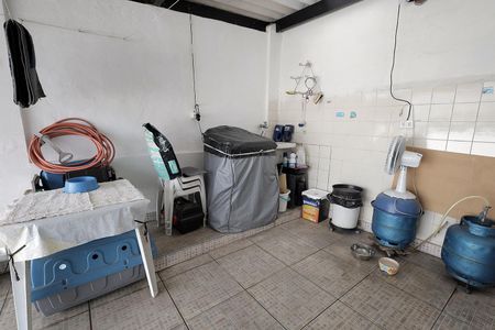 Casa à venda com 175m², 5 quartos e 2 vagas Casa à venda com 175m², 5 quartos e 2 vagasÁrea de Serviço