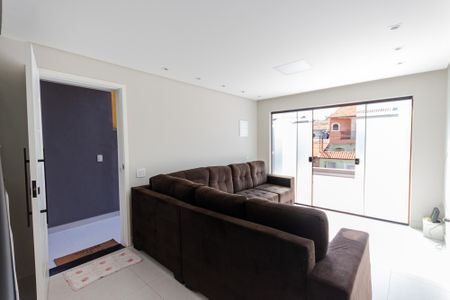 Casa à venda com 127m², 2 quartos e 3 vagasSala