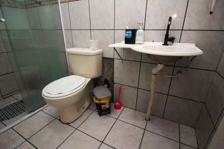 Casa à venda com 250m², 2 quartos e 1 vagaBanheiro