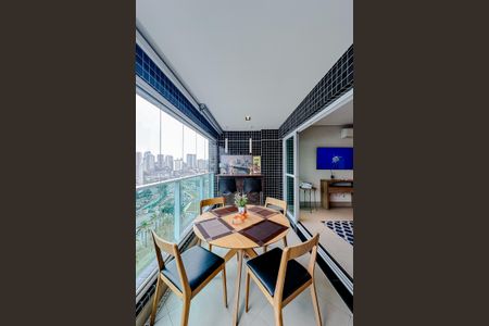 Apartamento para alugar com 55m², 1 quarto e 2 vagasVaranda