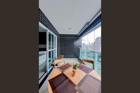 Apartamento para alugar com 55m², 1 quarto e 2 vagasVaranda