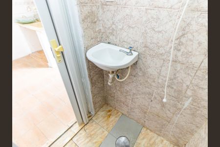 Casa para alugar com 180m², 3 quartos e sem vagaCasa 2 - Banheiro