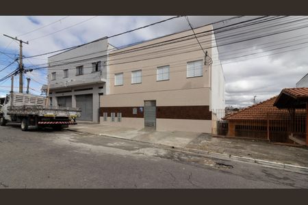 Apartamento para alugar com 48m², 2 quartos e sem vaga Apartamento para alugar com 48m², 2 quartos e sem vagaFachada