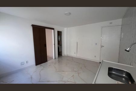 Studio à venda com 15m², 1 quarto e sem vagaSala