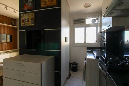 Apartamento à venda com 60m², 2 quartos e 1 vagaCozinha e Área de Serviço
